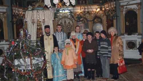 Împreună cu colindătorii